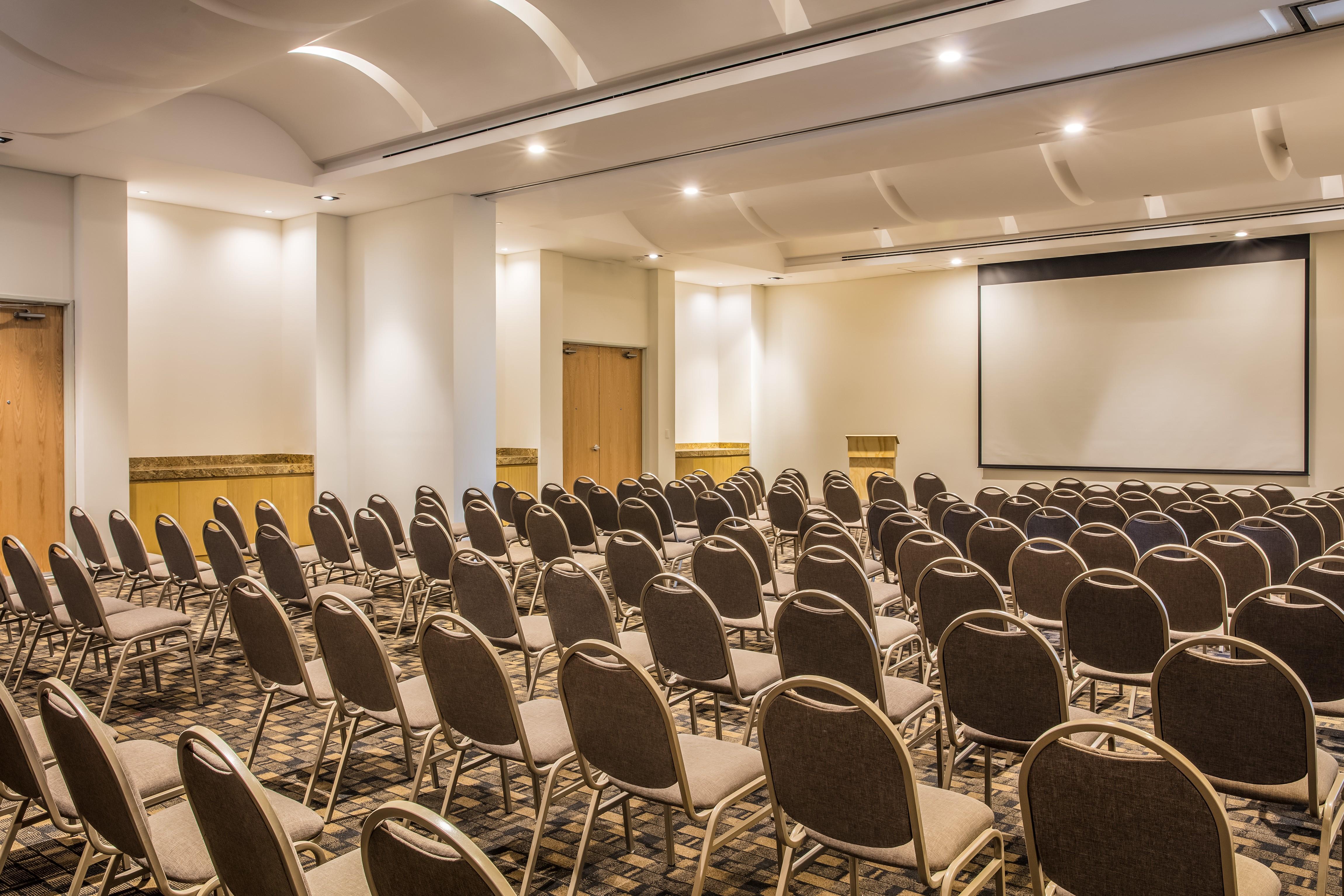 Fiesta Inn Silao Puerto Interior Eksteriør billede